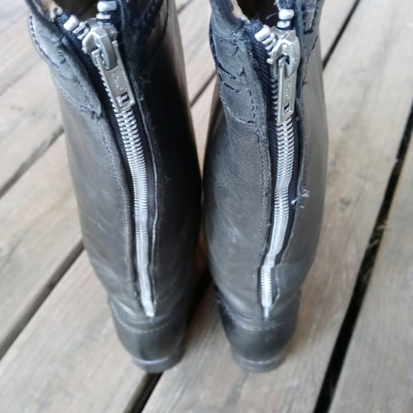 FRYE Women's Melissa Trapunto Knee-High 17" Boot b - Picture 8 of 8